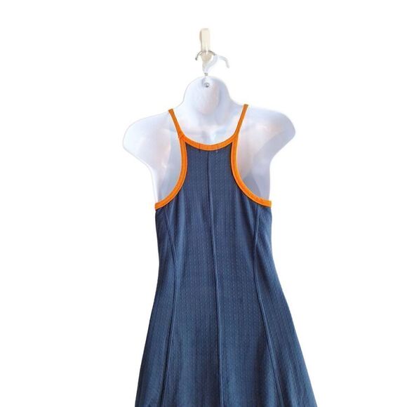 Quantum Hanasport Dress - Picture 2 of 5